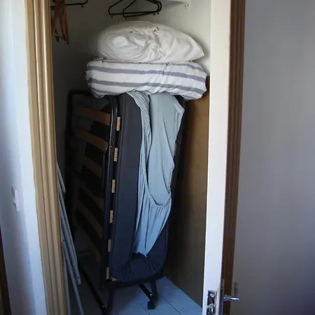 Unique World War Ii History Attached To Dwelling * דבלין